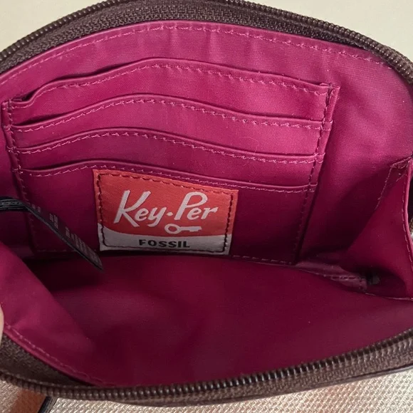 💐 Fossil Corner Zip Key-per Wristlet Wallet Tangerine/Brown - Picture 6 of 9